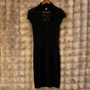 Etincelle Black Lace Top